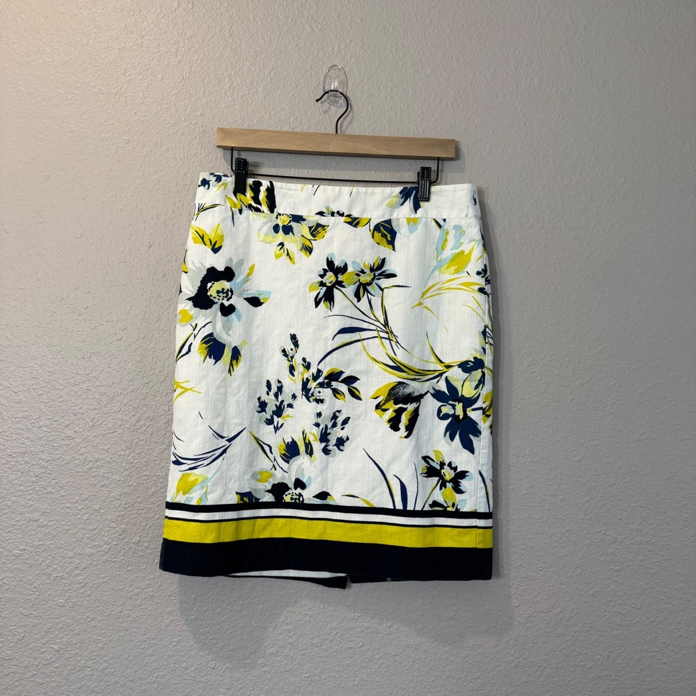 Ann Taylor Women's Size 12 White Floral 100% Cotton Lined Pencil Skirt